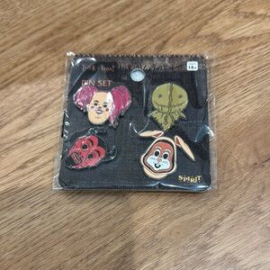 Spirit Halloween Trick or Treat Pin Set